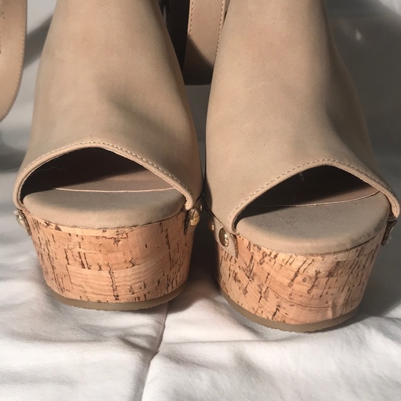 JustFab nude wedge, size 8.5, **NEVER WORN!!** - Picture 5 of 6